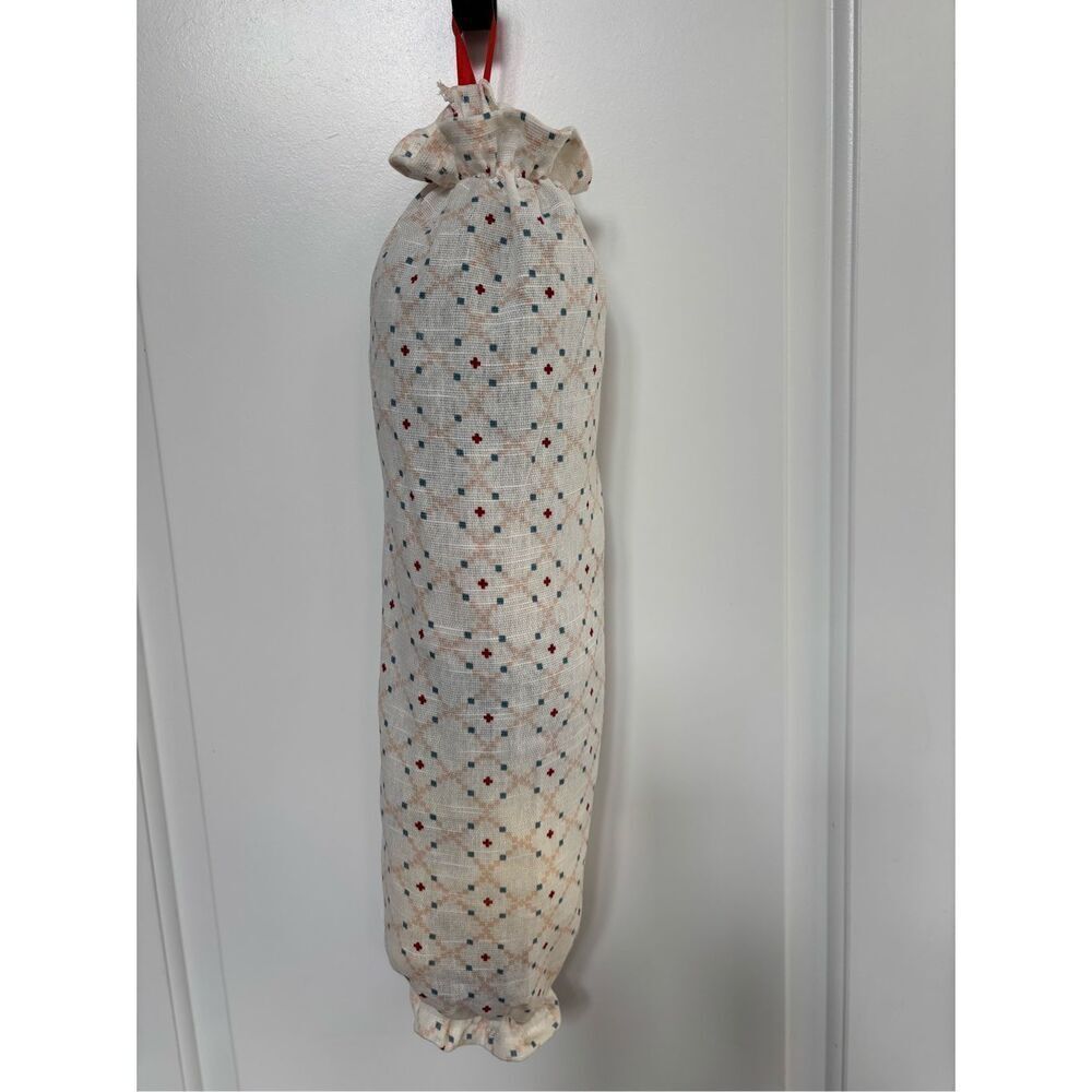 Handmade Plastic Bag Holder- Blocks with design